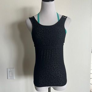 Woman’s top protokolo, activewear size medium-large black green